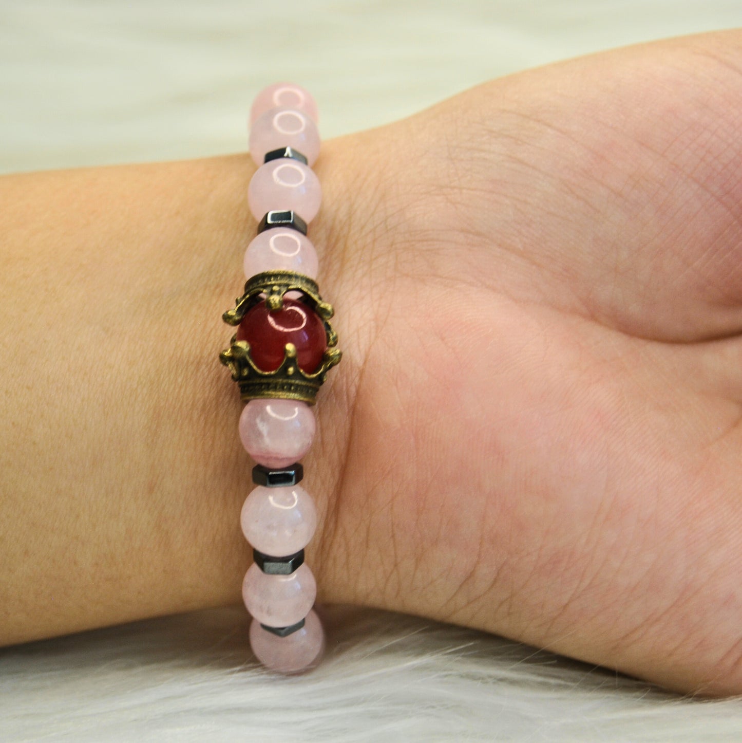 Rose Quartz Crown Bracelet with Red Gemstone Accents – Love, Confidence & Royal Energy